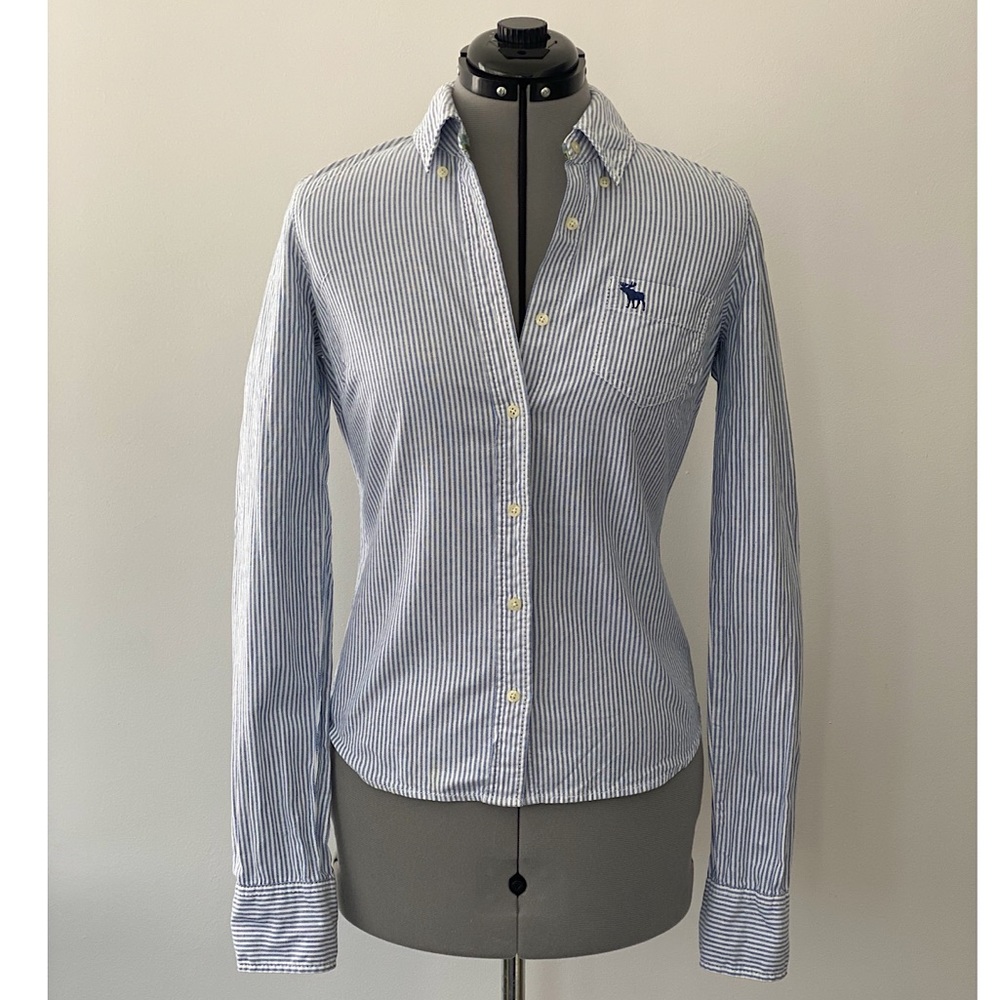 Vintage Abercrombie & Fitch seersucker button down shirt - size Medium